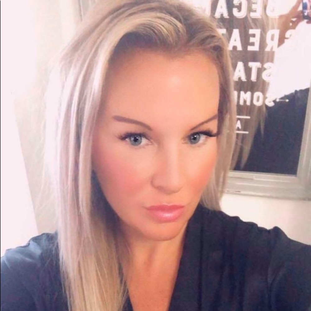 Meet your Posher, Lis